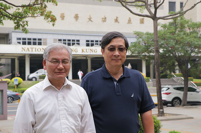 NCKU Research Team Professor Nan-Shan Chang(left) Professor Chun-I Sze(right) Confirms New Risk Factor WWOX